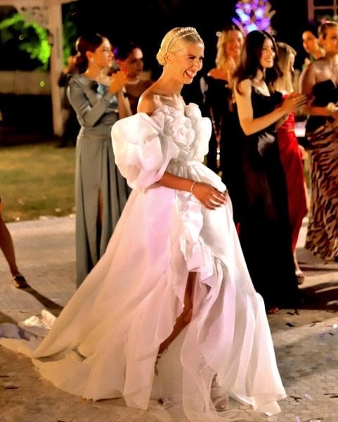 KRİSTAL TAŞLI VE İNCİLİ İKİ SIRA TAÇ