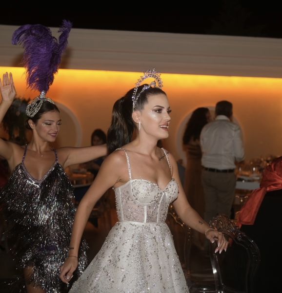 BEYAZ ÇİFT KATLI TAÇ