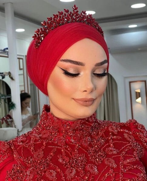 KIRMIZI GELİN TACI / KÜPE