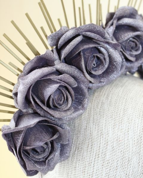 LİLA GÜLLÜ TASARIM TAÇ