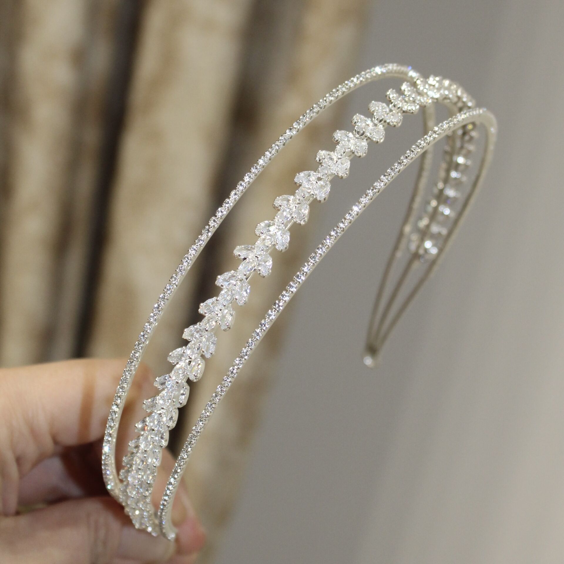 LUSİA ZİRKON SAÇ BANDI