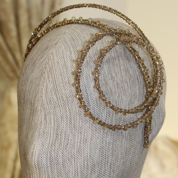 GOLD RENK JENNİFER TAÇ