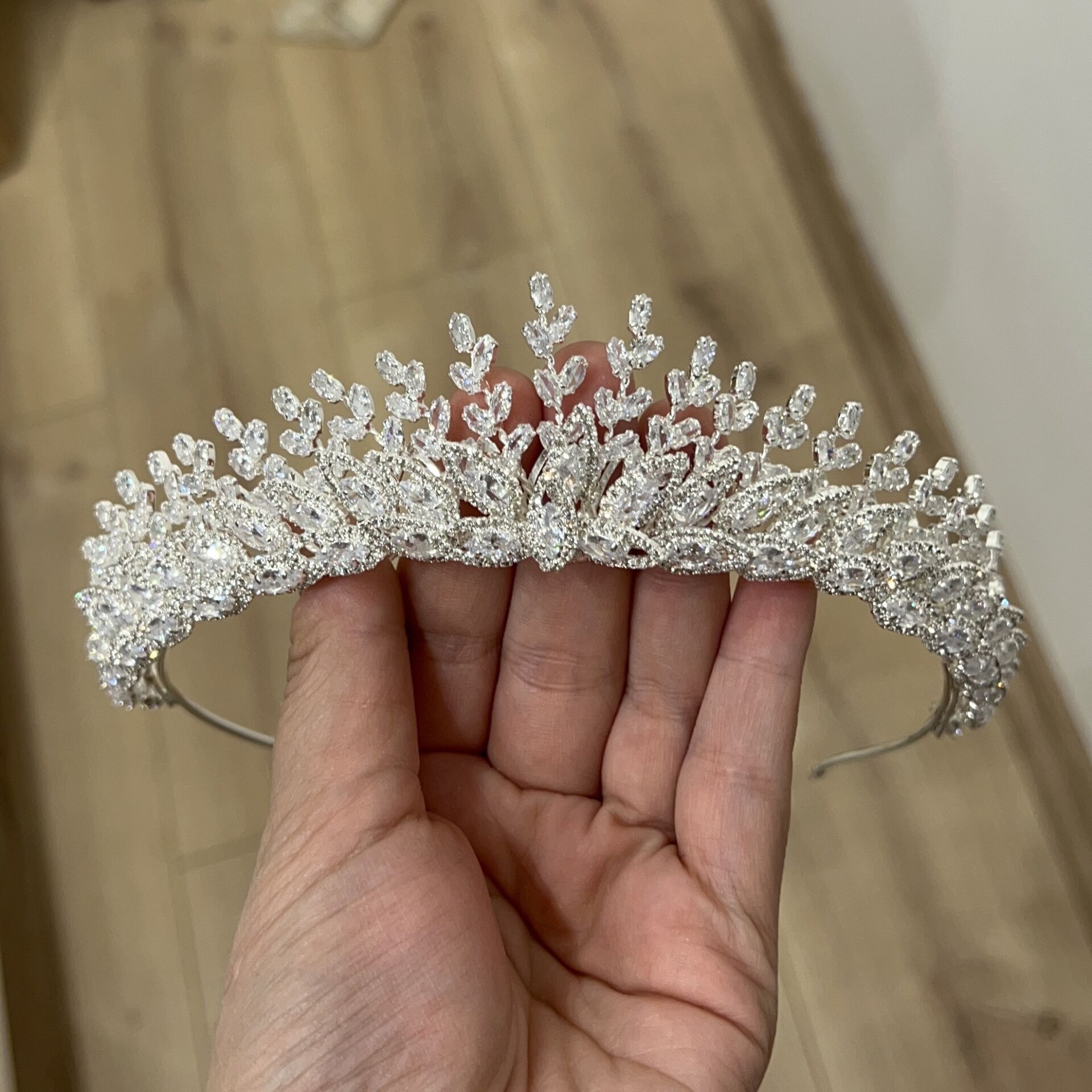 ALİNA ZİRKON GELİN TACI