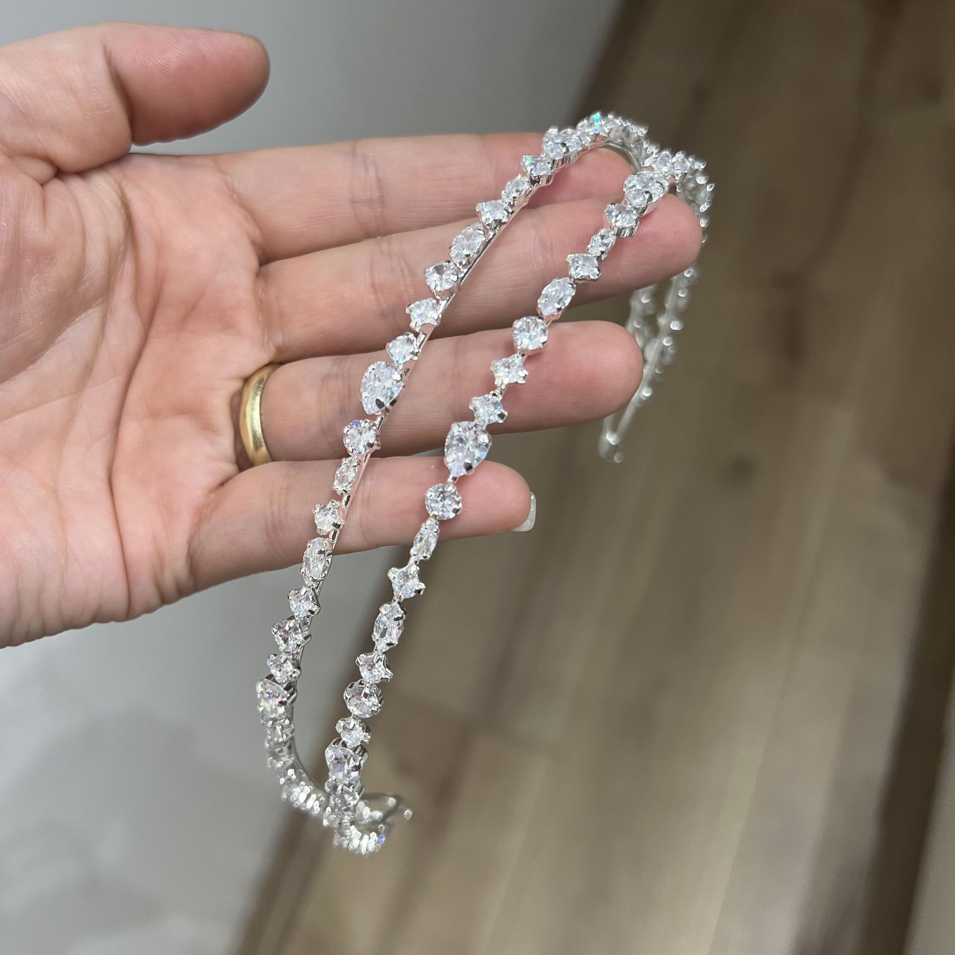 LİONEL ZİRKON ÇİFT SIRA TAÇ