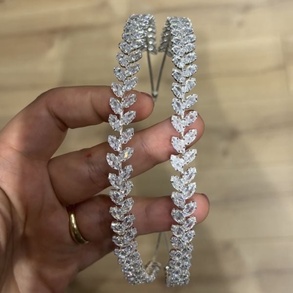 SILA ZİRKON ÇİFT SIRA TAÇ