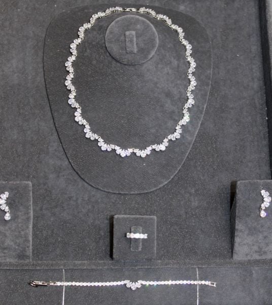 LİONEL GELİN SETİ