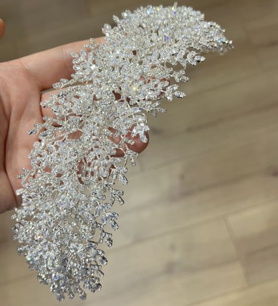 BEYZA ZİRKON SAÇ AKSESUARI