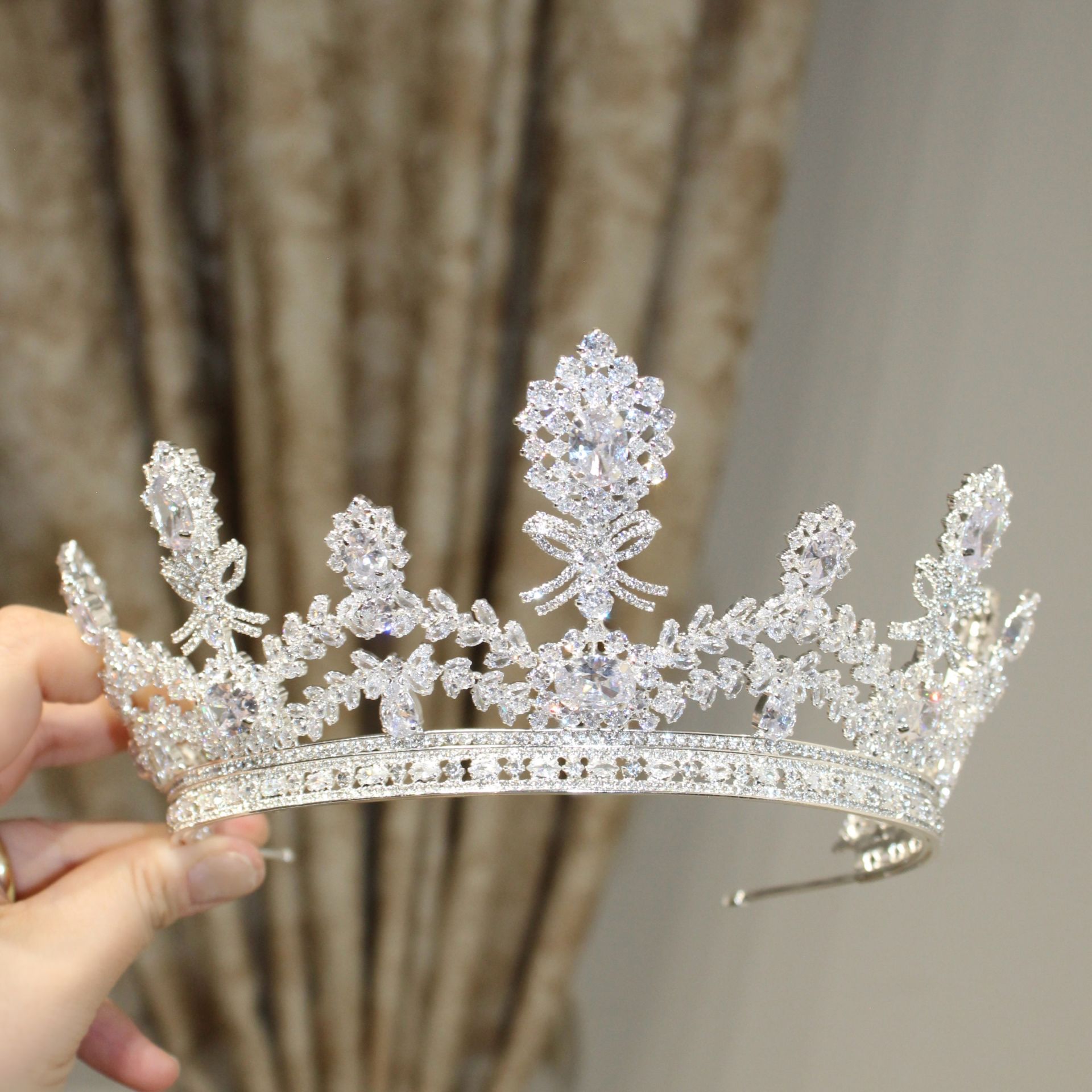 ZİRKON GELİN TACI C-076