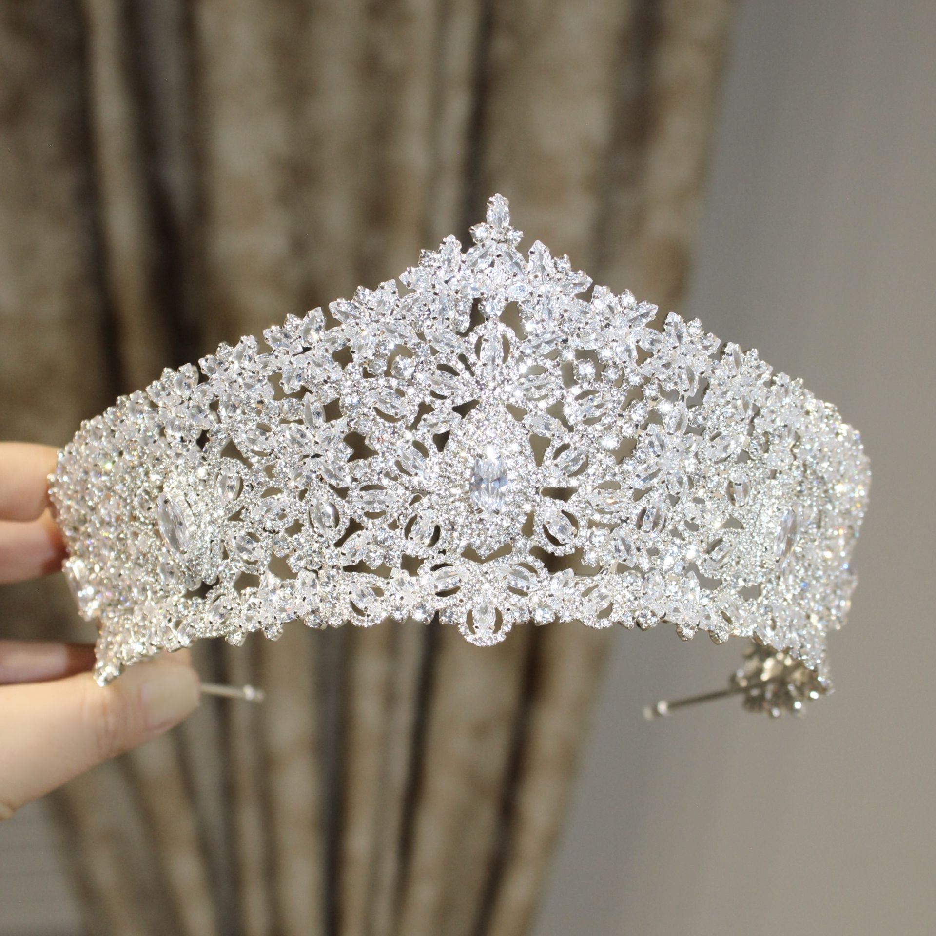 ZİRKON GELİN TACI c-0029