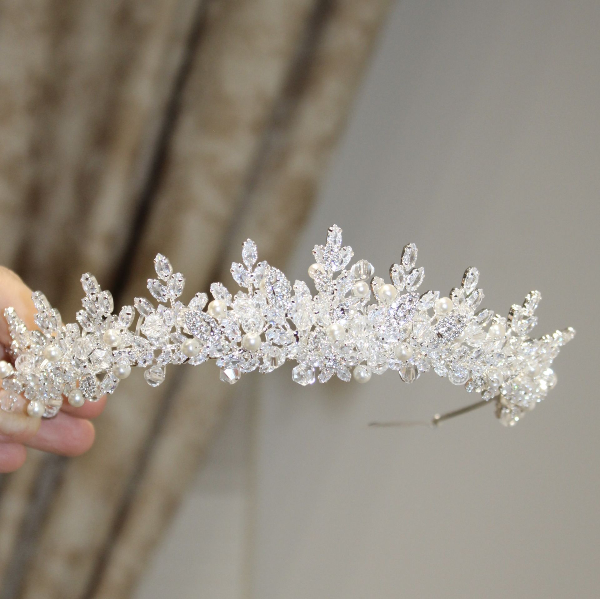 T-3682 ZİRKON İNCİLİ GELİN TACI