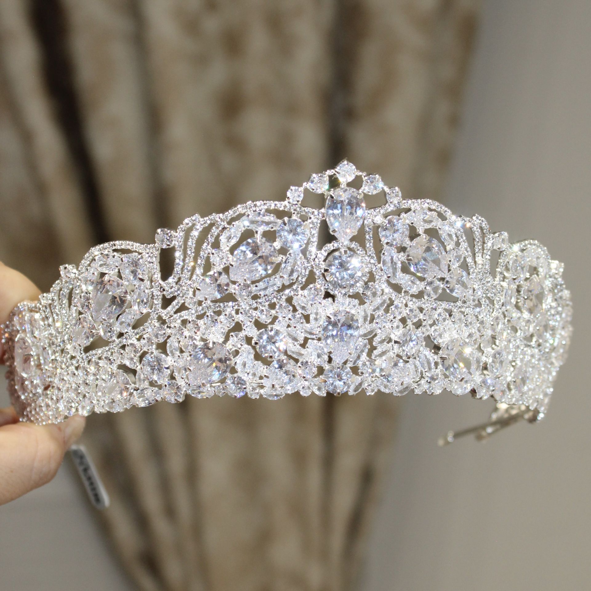 C-0809 ZİRKON GELİN TACI