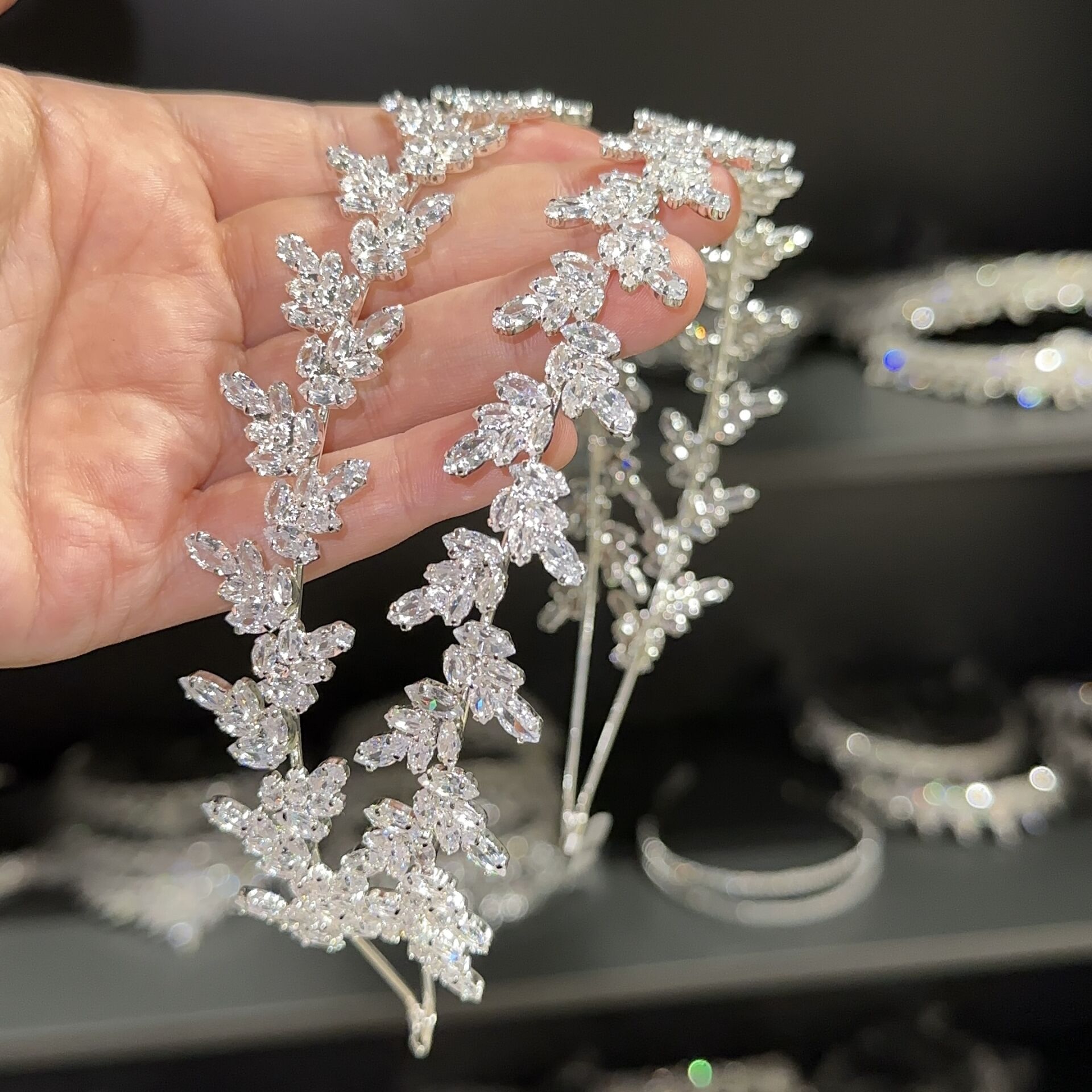 T-4247 ZİRKON SAÇ AKSESUARI